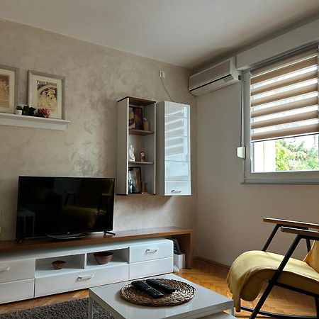 Martina Lux Apartamento Belgrado Exterior foto
